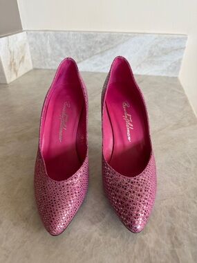 Beverly Feldman Hot Pink Textured Pointed-Toe Pumps